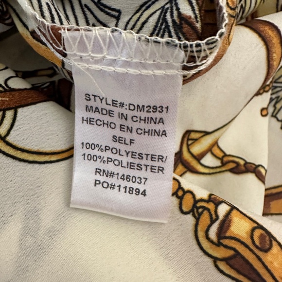 Women's Chain Medallion Print  Romper - Picture 5 of 5